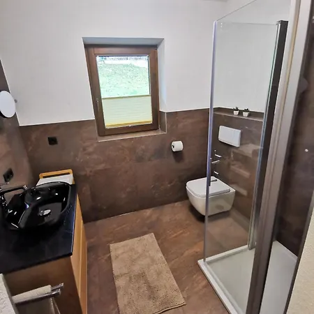 Aigner * 하르트 임 칠레르탈